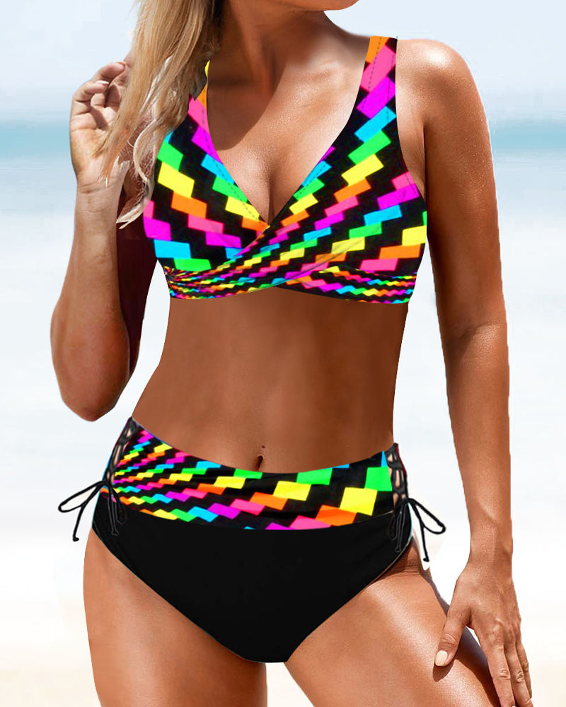 Levii Eliana Kleurrijke Bikini detail