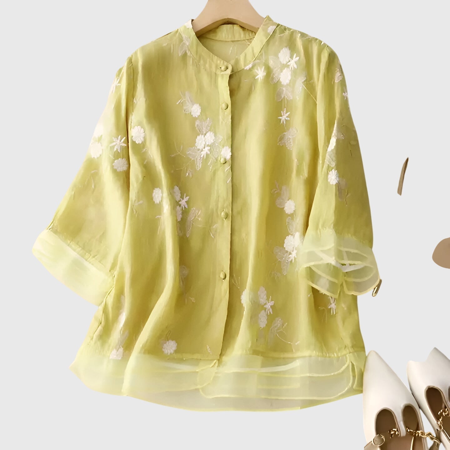 Linden Mode | Nellie Elegante Top met Geborduurde Bloemen