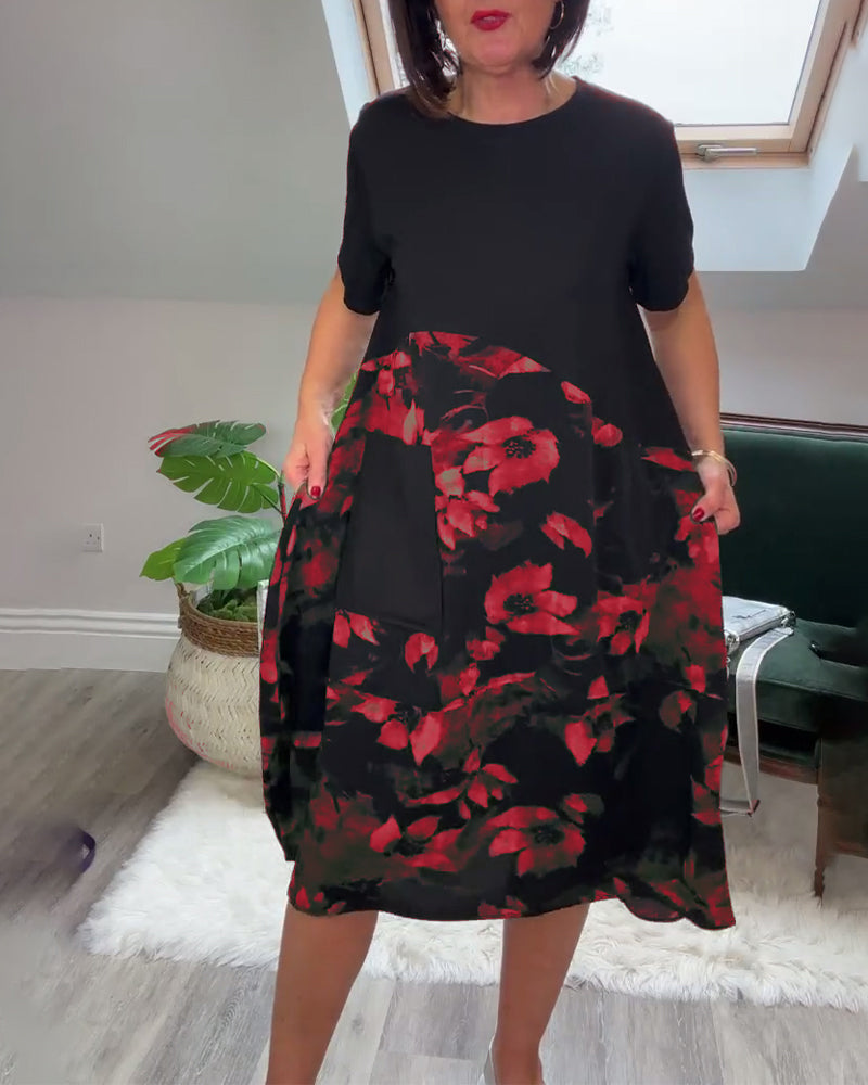 Van Dijkman Mode® | Patchworkjurk met Ronde Halslijn en Bloemenprint