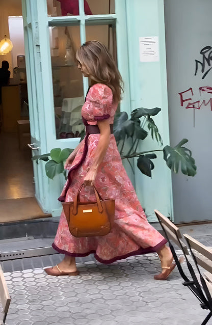 Van Dijkman Mode® | Elegante Roze Maxi Jurk met Korte Mouwen