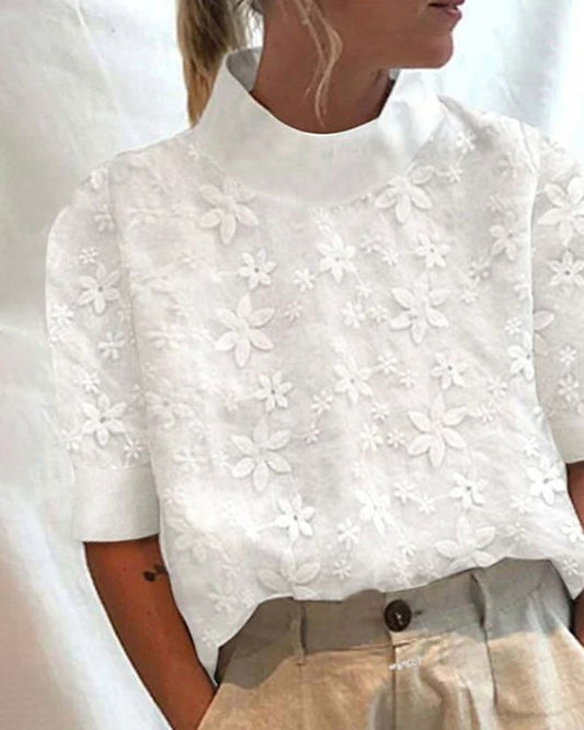 Linden Mode | Blouse met geborduurde effen staande kraag