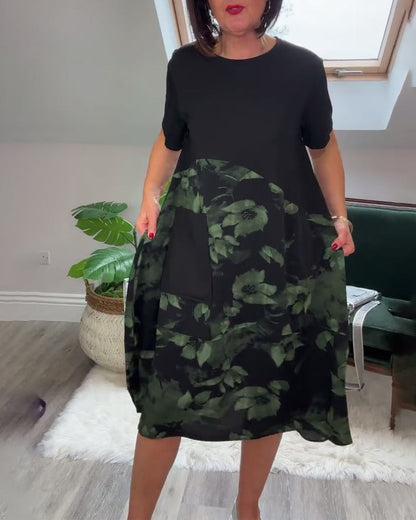 Van Dijkman Mode® | Patchworkjurk met Ronde Halslijn en Bloemenprint