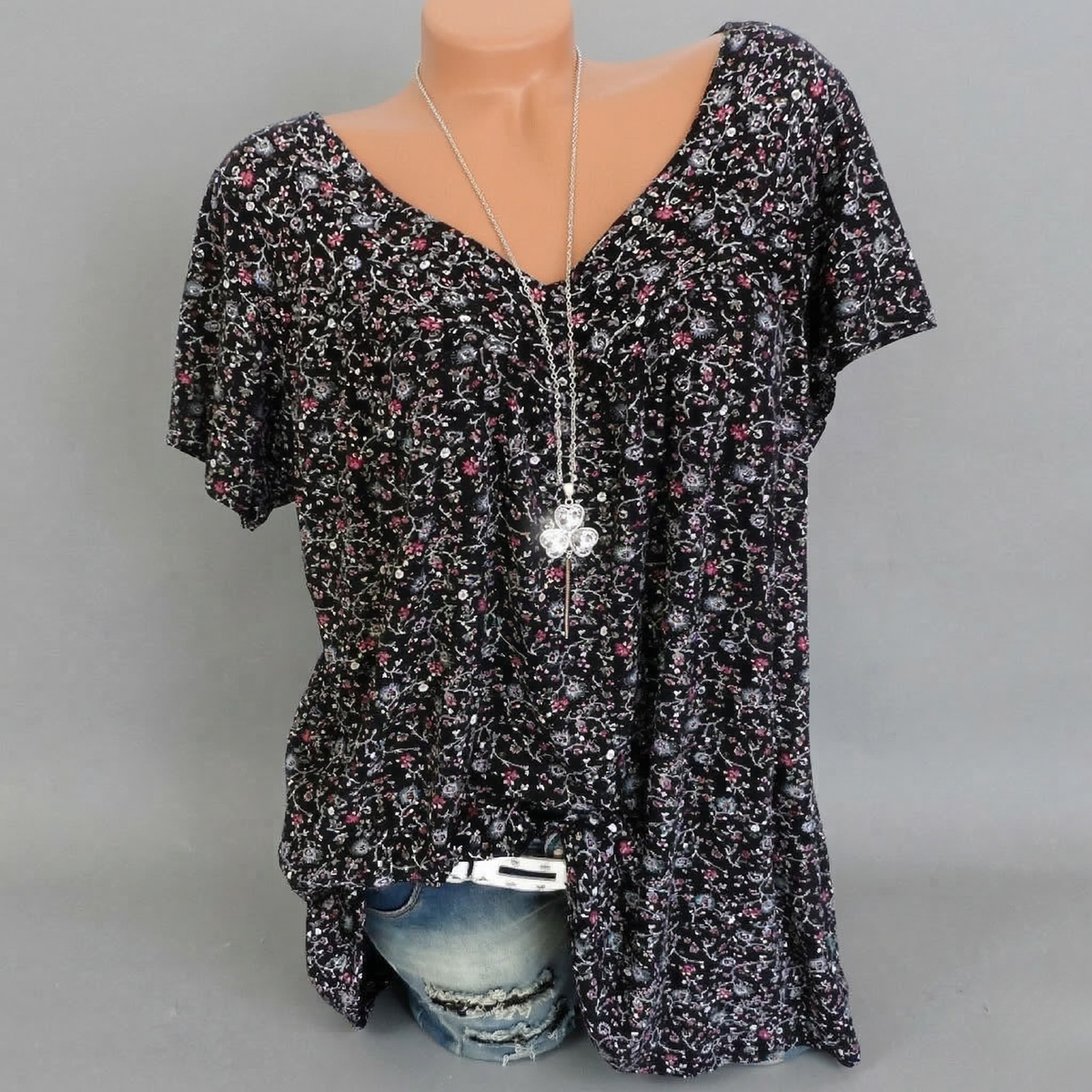 Van Dijkman Mode® | T-shirt Flora met V-hals