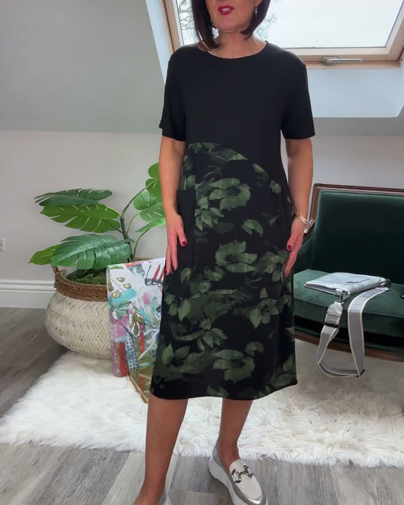 Van Dijkman Mode® | Patchworkjurk met Ronde Halslijn en Bloemenprint